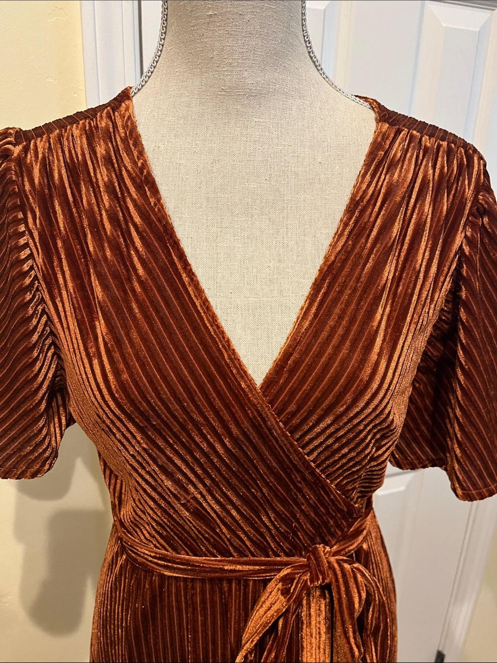 Simplee Women's Copper Velvet Wrap Dress - Picture 2 of 6